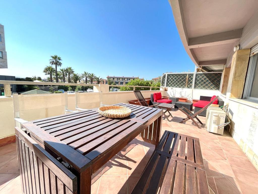 Imperiale Apartment Tirrenia Exterior foto